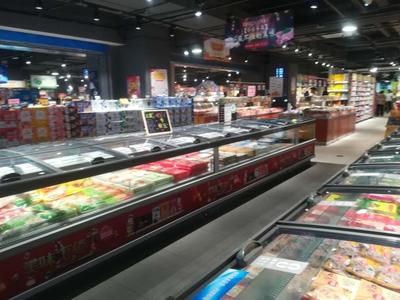 古交市家家利生活超市 一站式购物中的服装服饰零售新体验