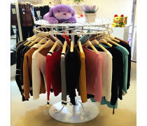 圆形服装货架 日用百货销售的创新解决方案